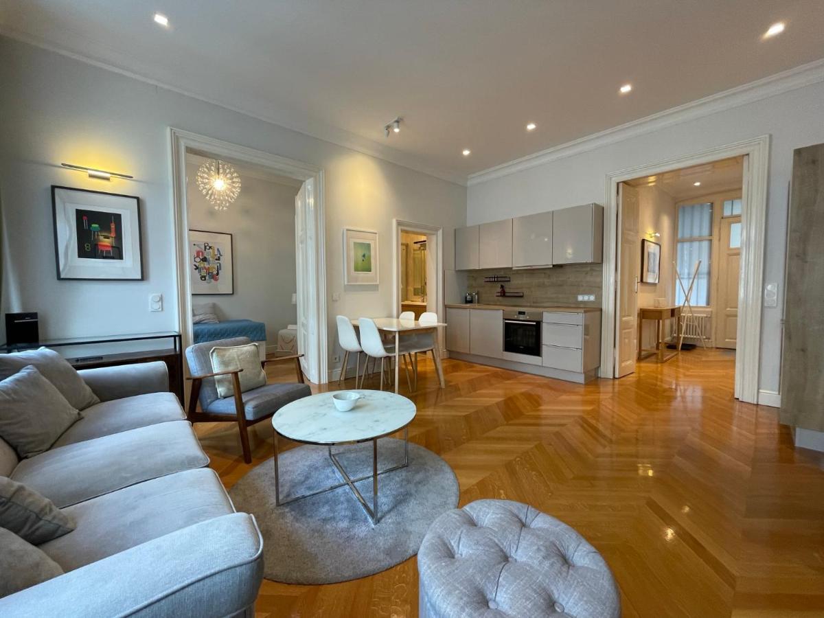 Luxury 2Br Apartment Neubaugasse Wina Bagian luar foto